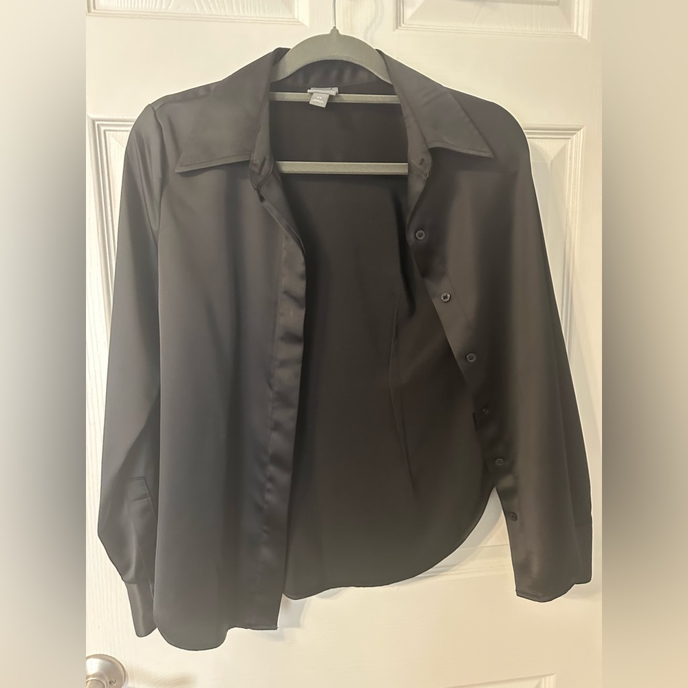 Worthington black satin blouse / shirt size XS